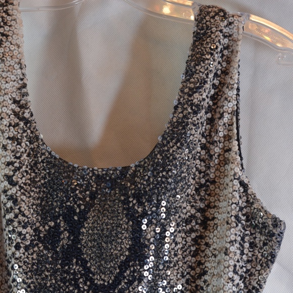 QED London Sequin Animal Print Dress SZ L - Picture 9 of 14